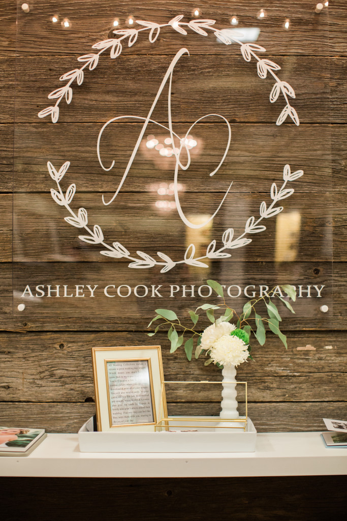 Ashley-Cook-Photography-bridalshow-booth-wedding-showcase-booth-11