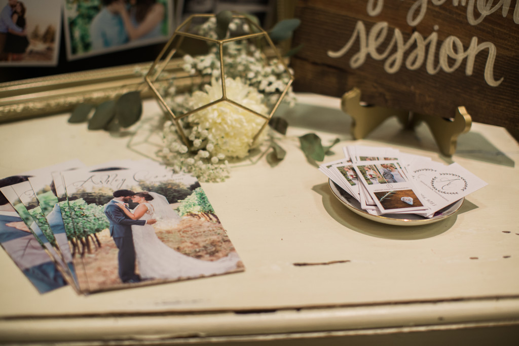 Ashley-Cook-Photography-bridalshow-booth-wedding-showcase-booth-9