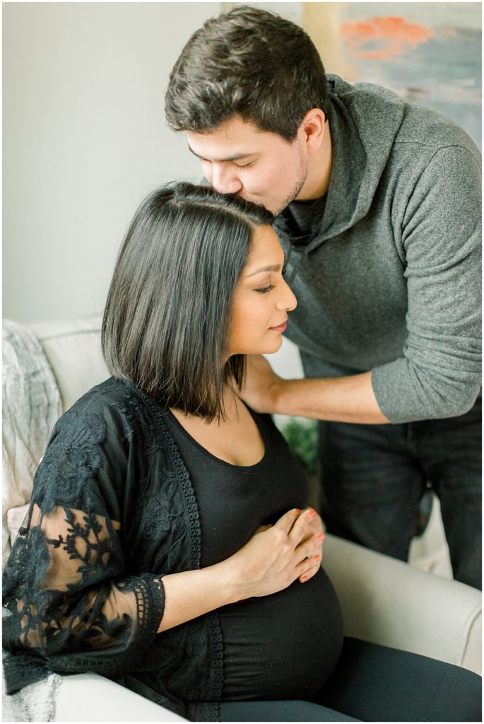 In-home Maternity session- Oregon based photographer using natural light to create timeless images.
www.ashleycookphotography.com