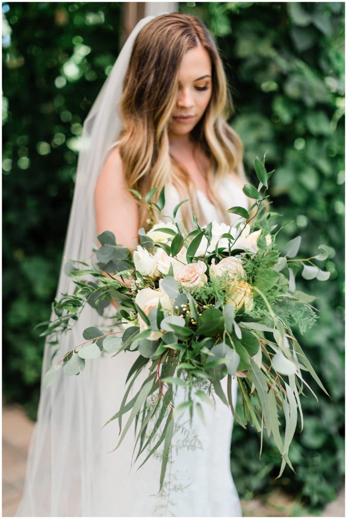 Bridal portraits white and greenery bridal bouquet 
Oregon wedding | Ashley Cook Photography |