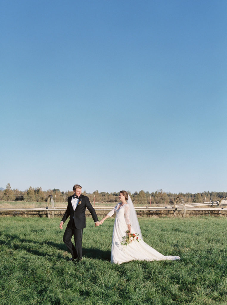 bride and groom photos Bend, Oregon Private Ranch Estate Wedding