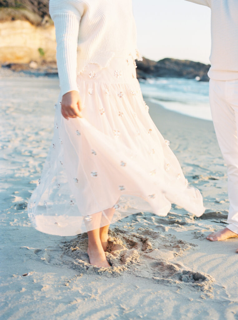 oregon beach engagement photo