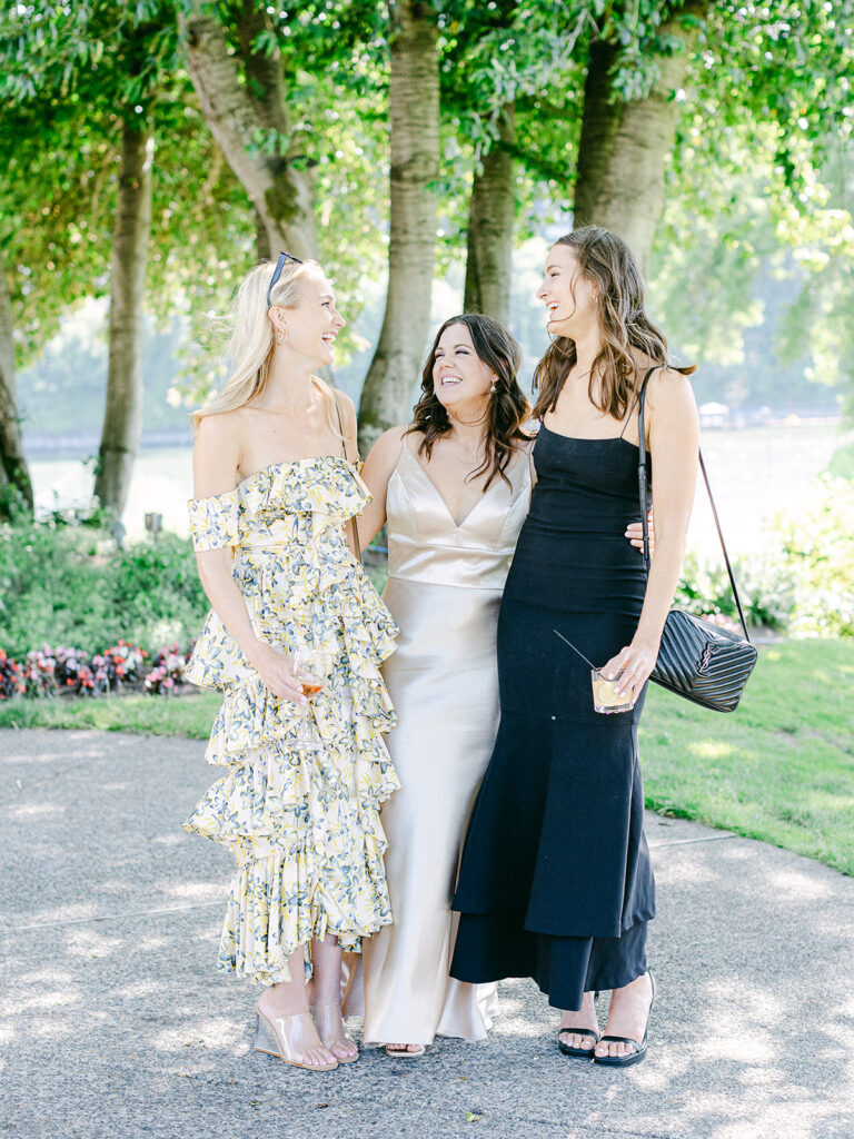 Chic Wedding Guest at an Oregon Wedding