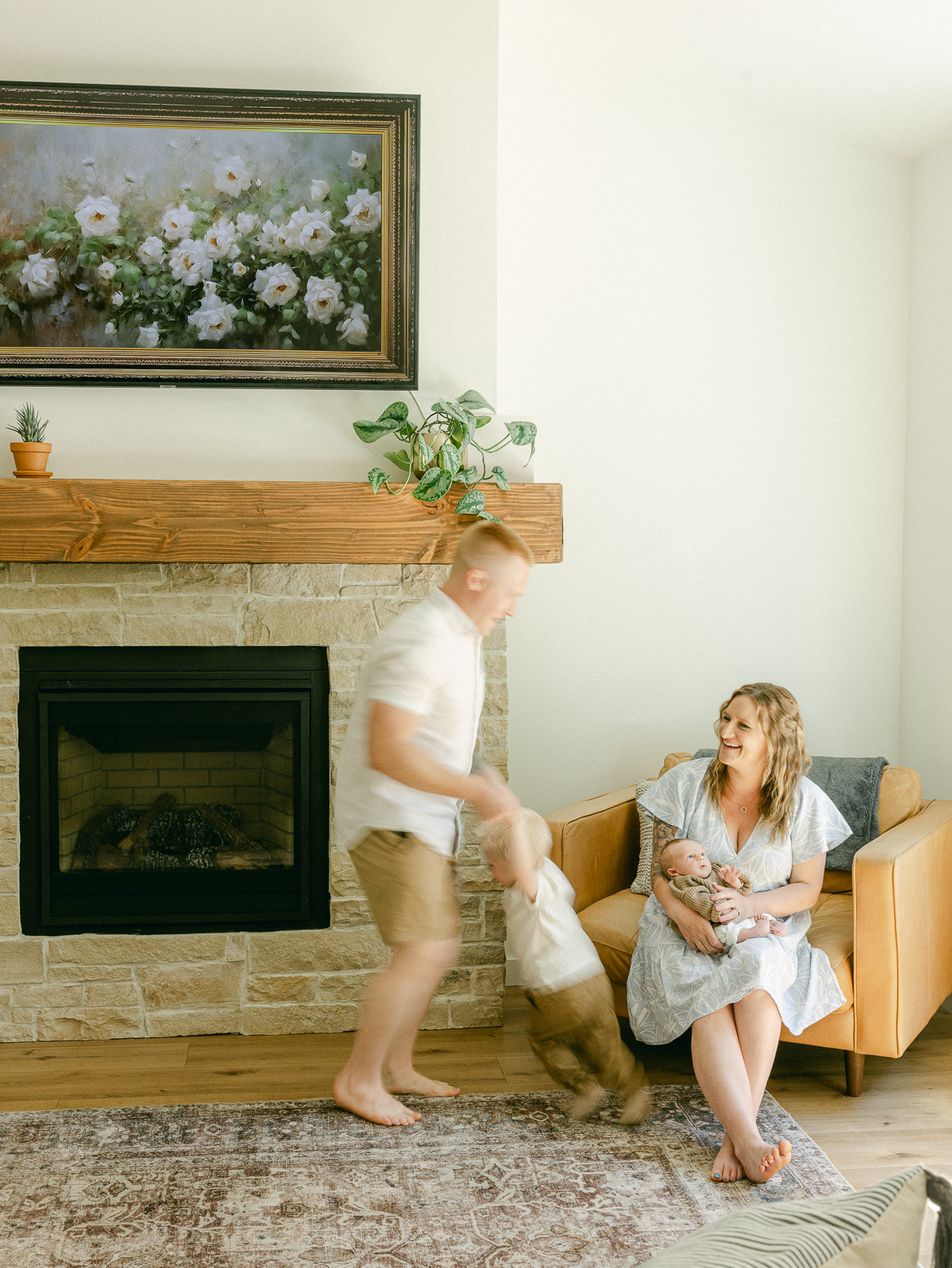 Eugene, Oregon in-home lifestyle newborn session