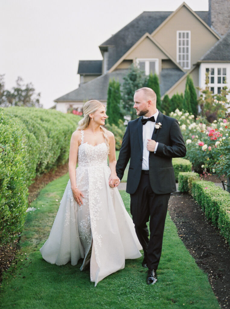 bride and groom at their wedding at Oregon golf club