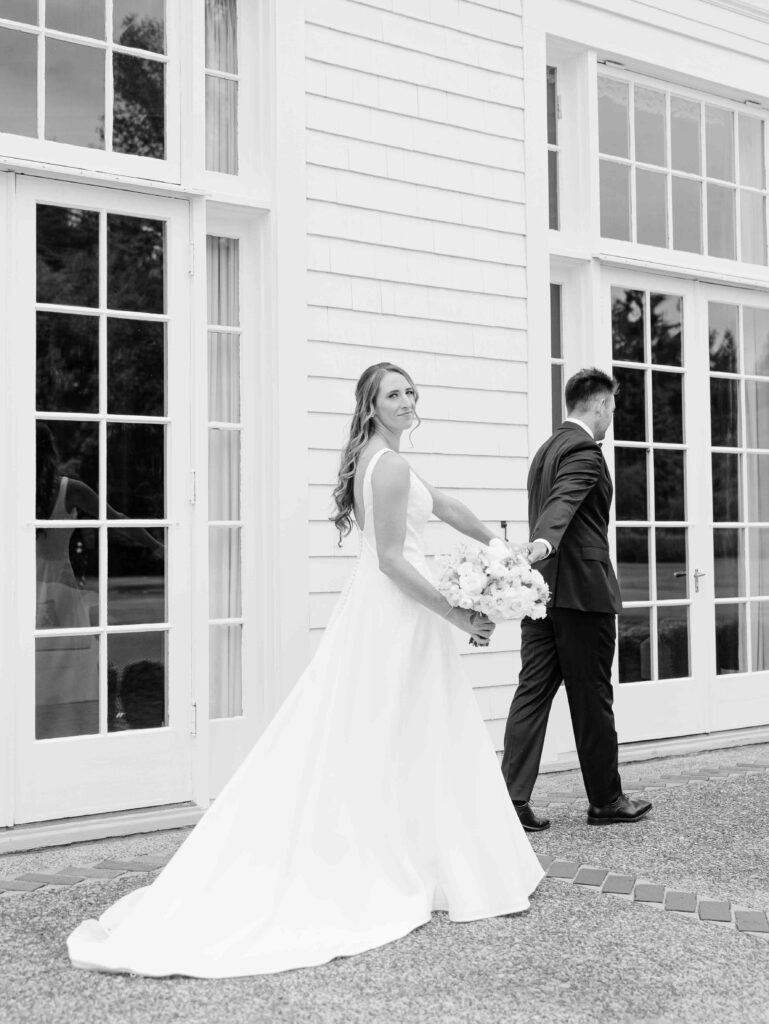  couple at their Waverley country club wedding