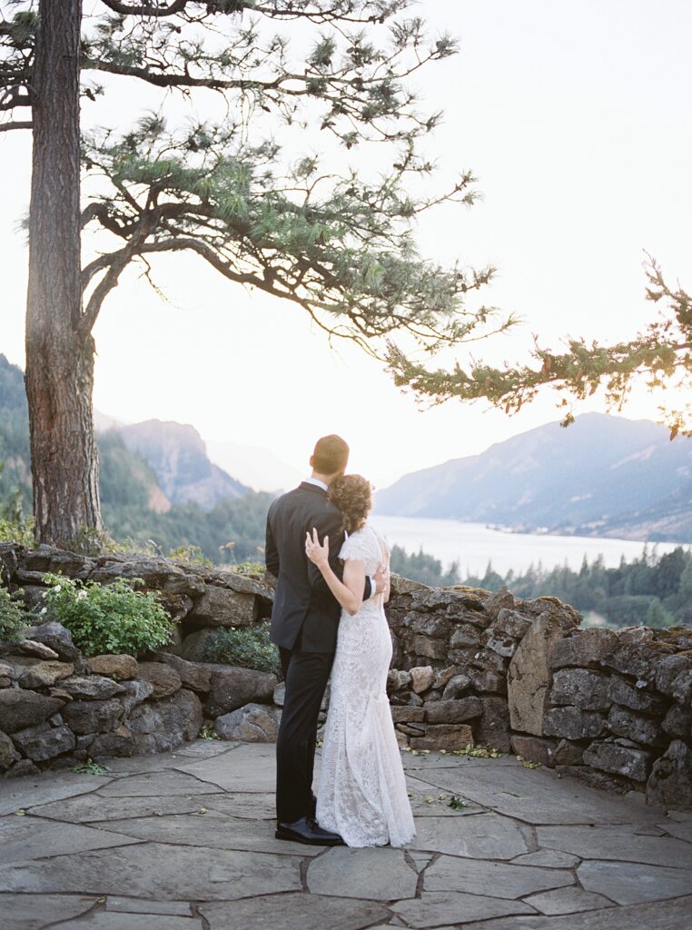 Cliffside Ceremony at The Griffin House Overlooking the Gorge