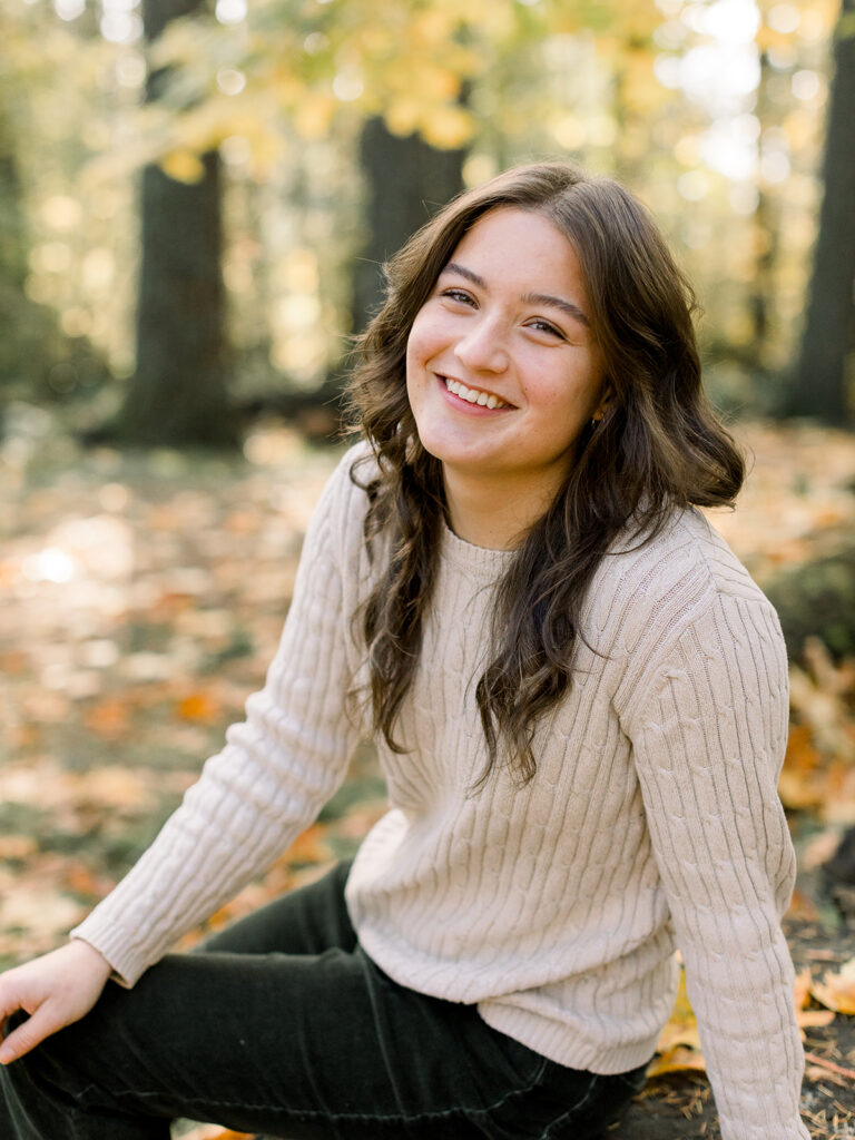 Fall senior photos in Eugene Oregon with warm tones