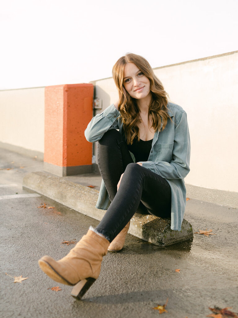 Urban senior photos in Eugene Oregon downtown