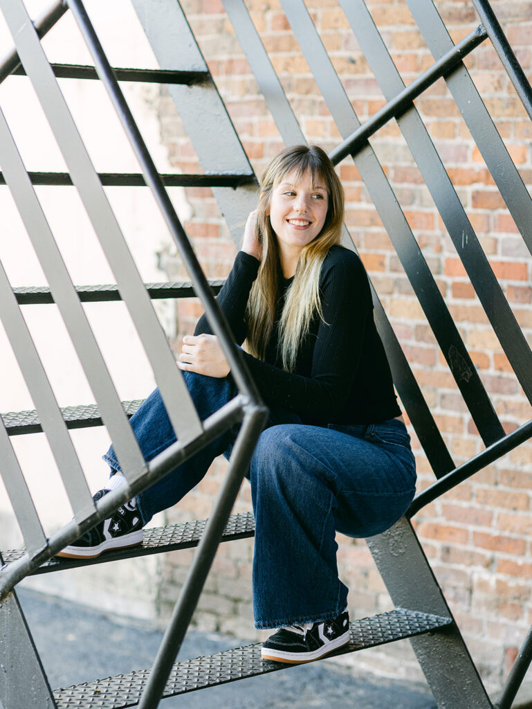 Urban senior photos in Eugene Oregon downtown