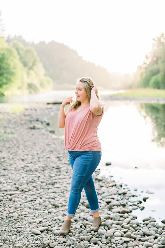 Summer senior photos in Eugene Oregon at golden hou