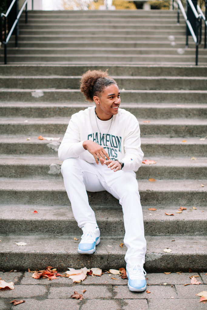 High school senior session in Eugene Oregon city setting