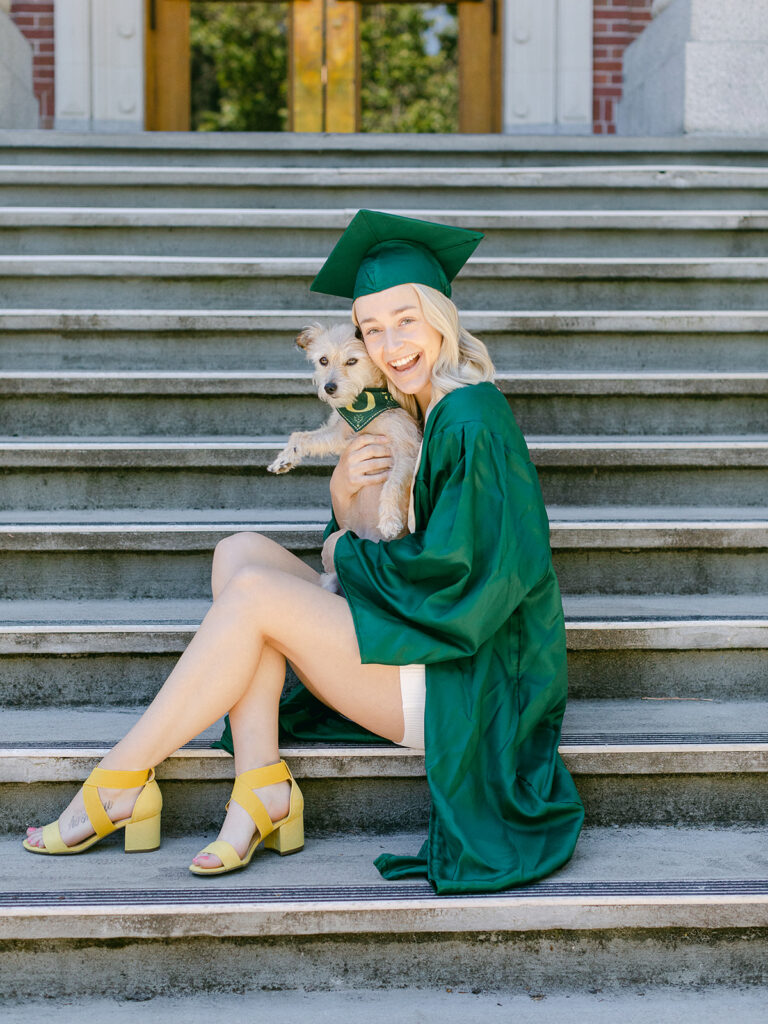 Senior photos on University of Oregon campus in Eugene