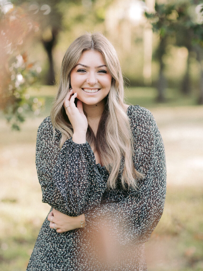 Senior photo session at Richardson Park near Fern Ridge Lake