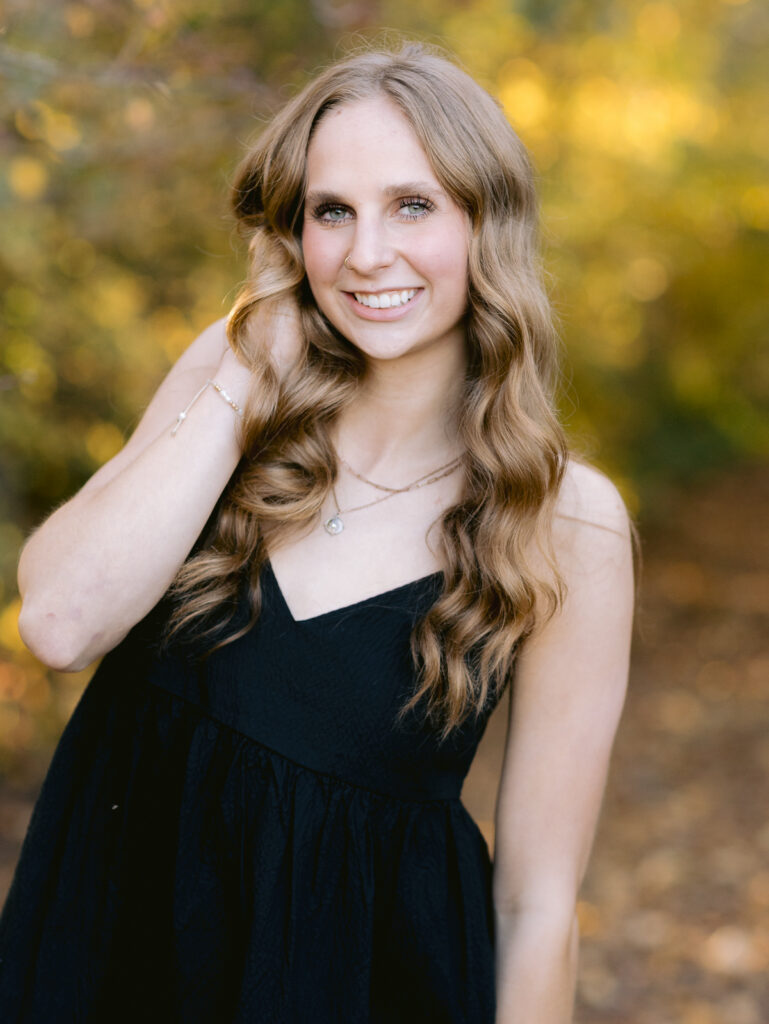 Senior photos near Eugene Oregon at Fern Ridge Lake