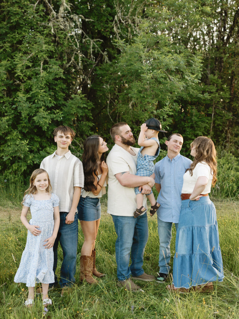 Outdoor family photos in Eugene Oregon during a summer sunset session
