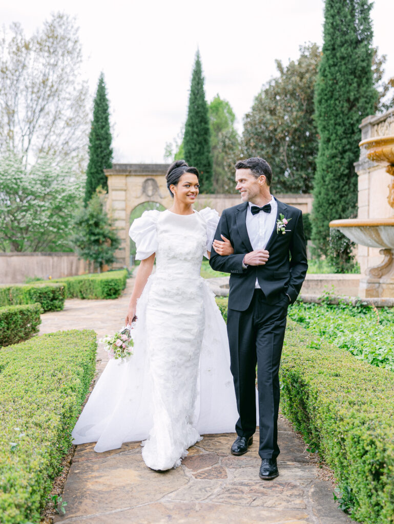 Britt Jones Co wedding editorial at Philbrook Museum of Art
