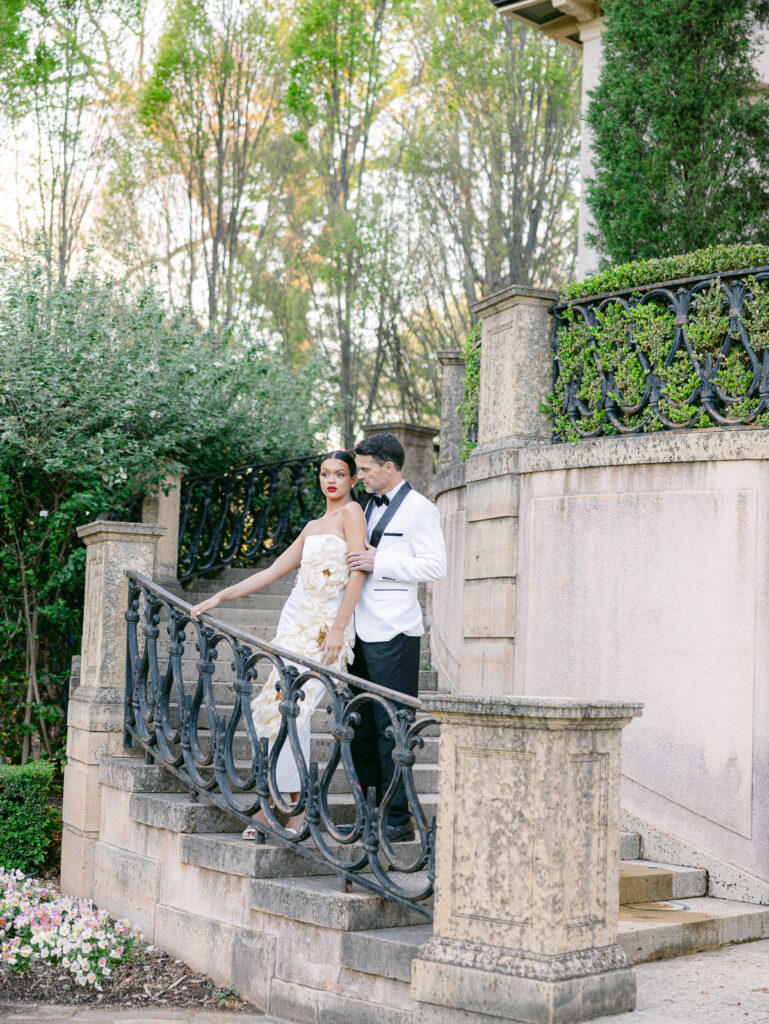 Luxury wedding couple portrait in the Philbrook Museum gardens