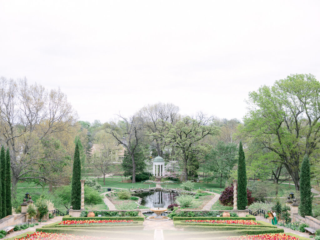 Historic gardens at Philbrook Museum of Art wedding venue in Tulsa
